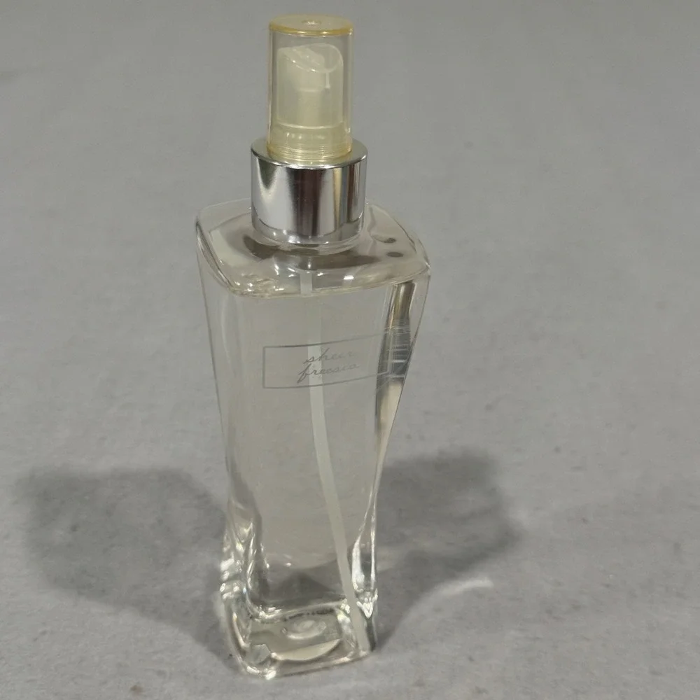 Bath & Body Works Fragrance Mist Women Sheer Freesia 8oz Vintage Floral Spray